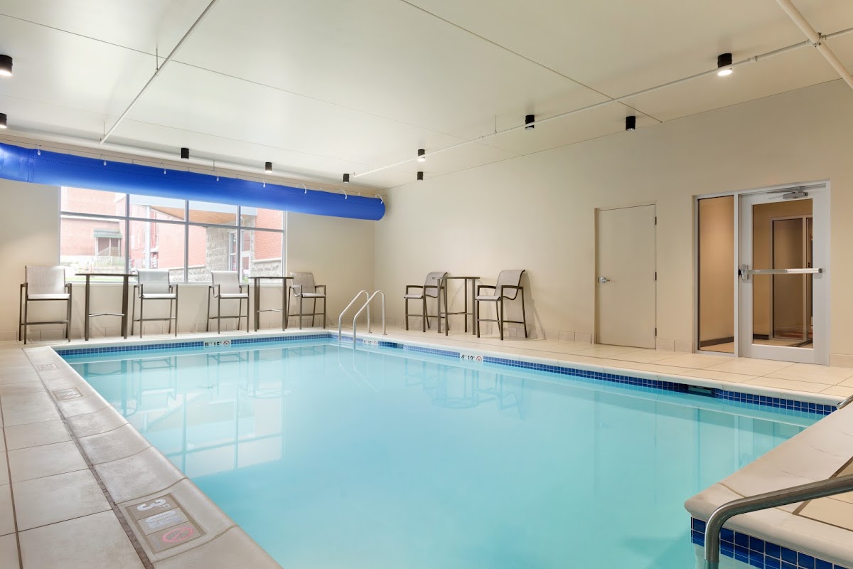 Hampton Inn St. Albans photo 3