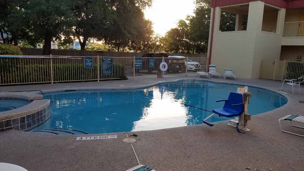 La Quinta Inn by Wyndham San Marcos photo 3