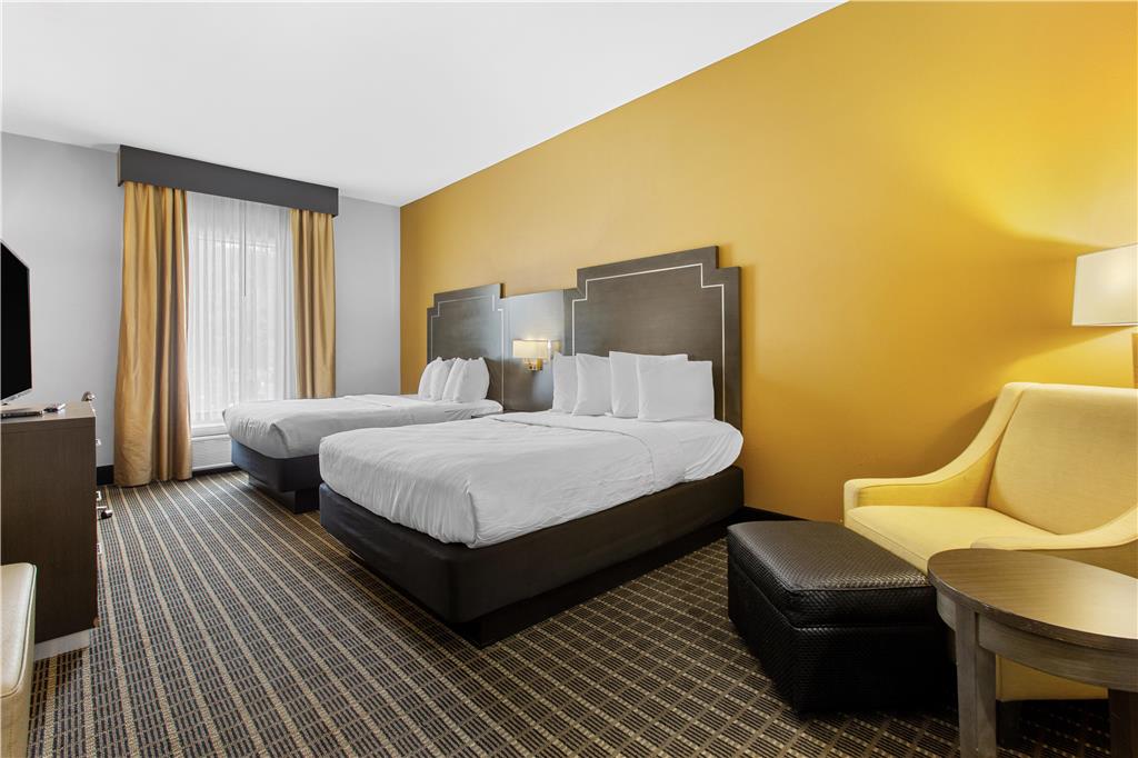 Best Western Plus Regency Park photo 2