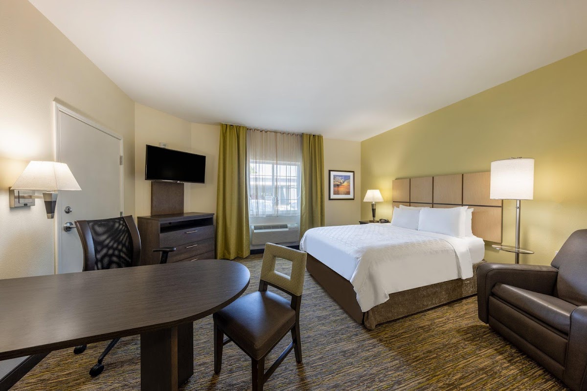 Candlewood Suites Springfield-Medical District by IHG photo 2