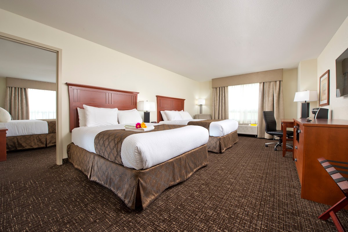 Gold Eagle Lodge photo 2