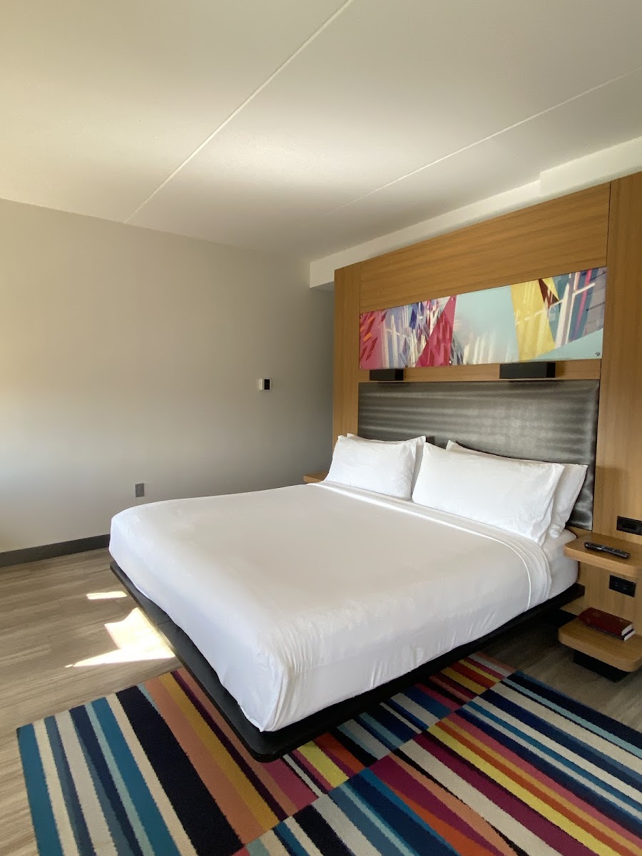 Aloft Miami Doral photo 2