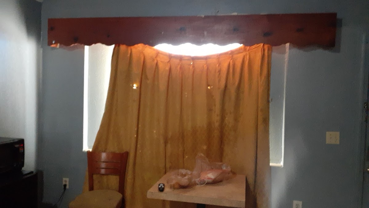 Mayfair Motel photo 3