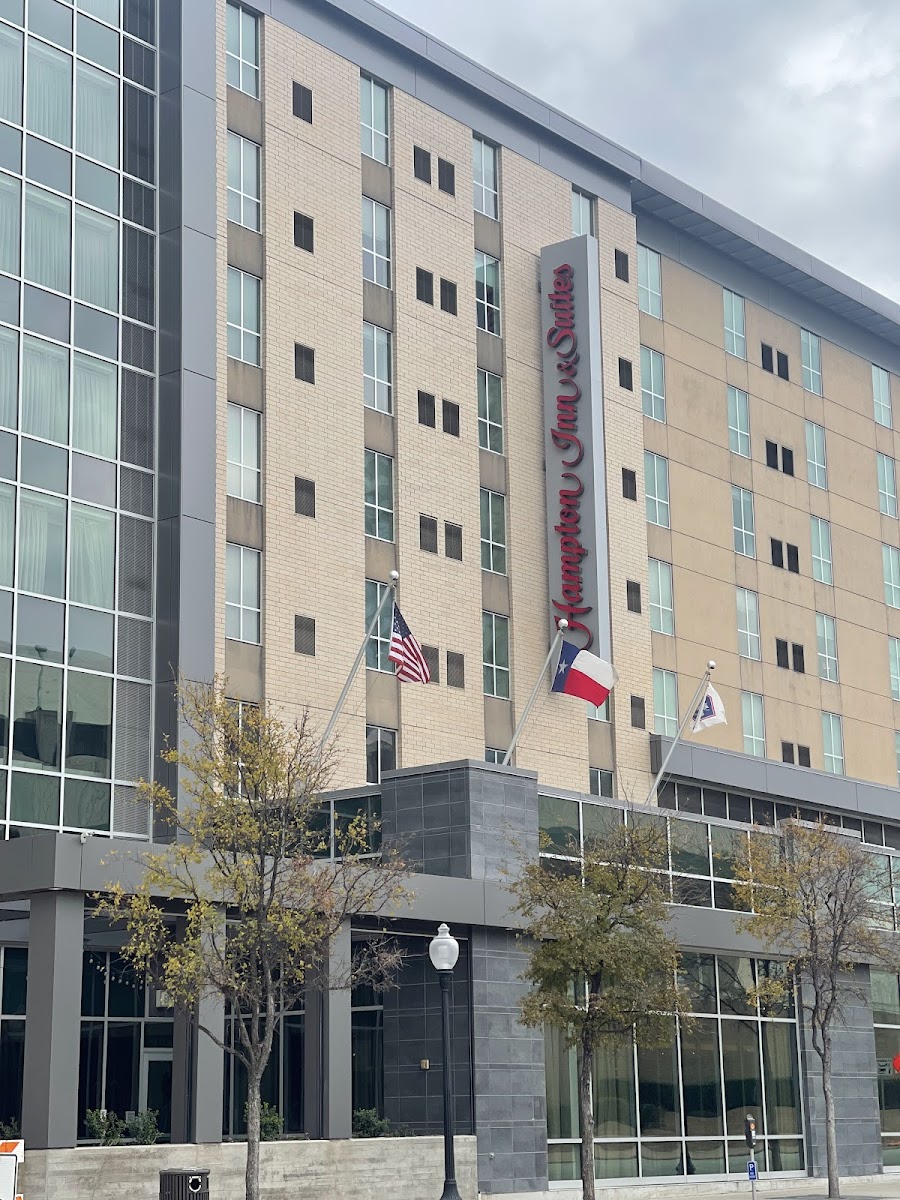 Hampton Inn & Suites Fort Worth Downtown