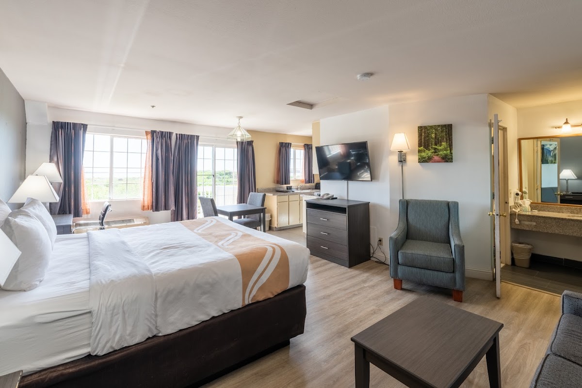 Quality Inn & Suites Crescent City Redwood Coast photo 2
