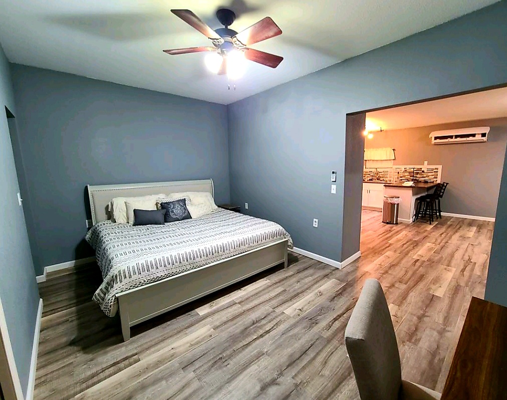 Swin Housing - $44 a Night photo 2