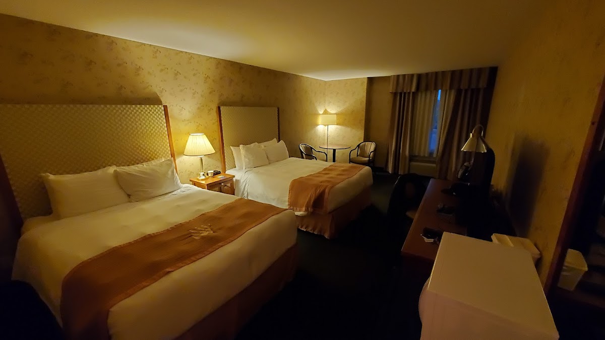 Lakeview Inns & Suites - Fort Saskatchewan photo 2