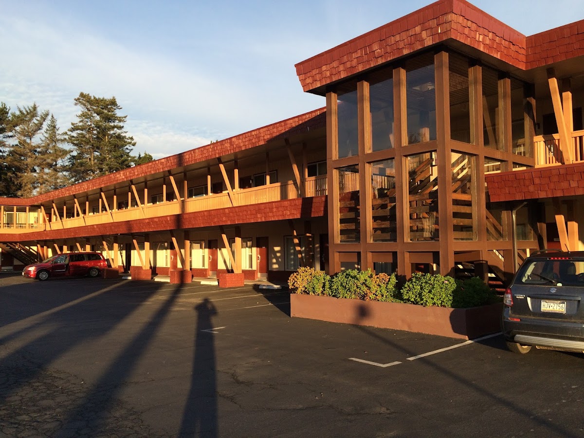 Americas Best Value Inn Covered Wagon Crescent City