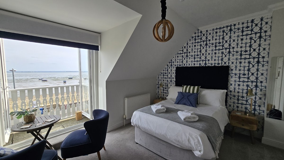 Beaches Guest House photo 2