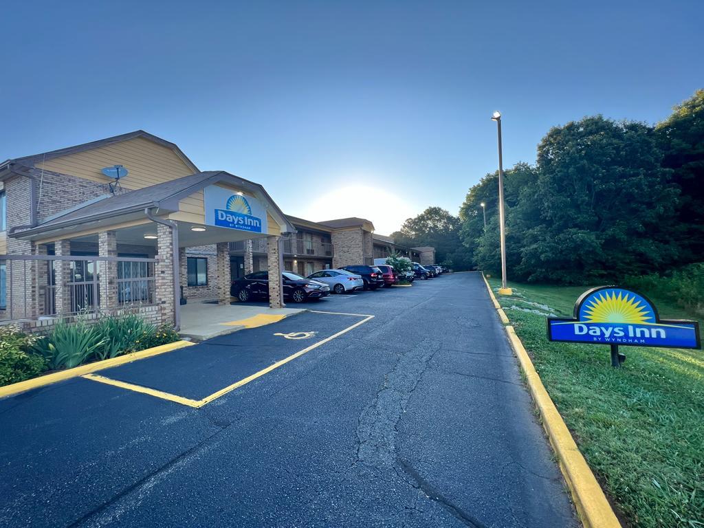 Days Inn by Wyndham King/Winston Salem Area