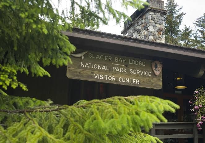 Glacier Bay Lodge & Tours