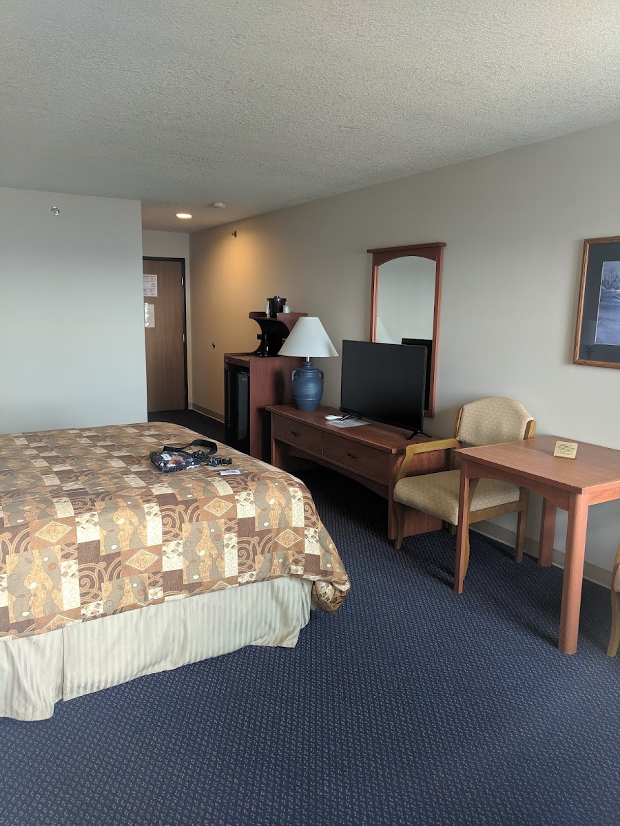 PARADISE LAKEFRONT LODGE photo 2