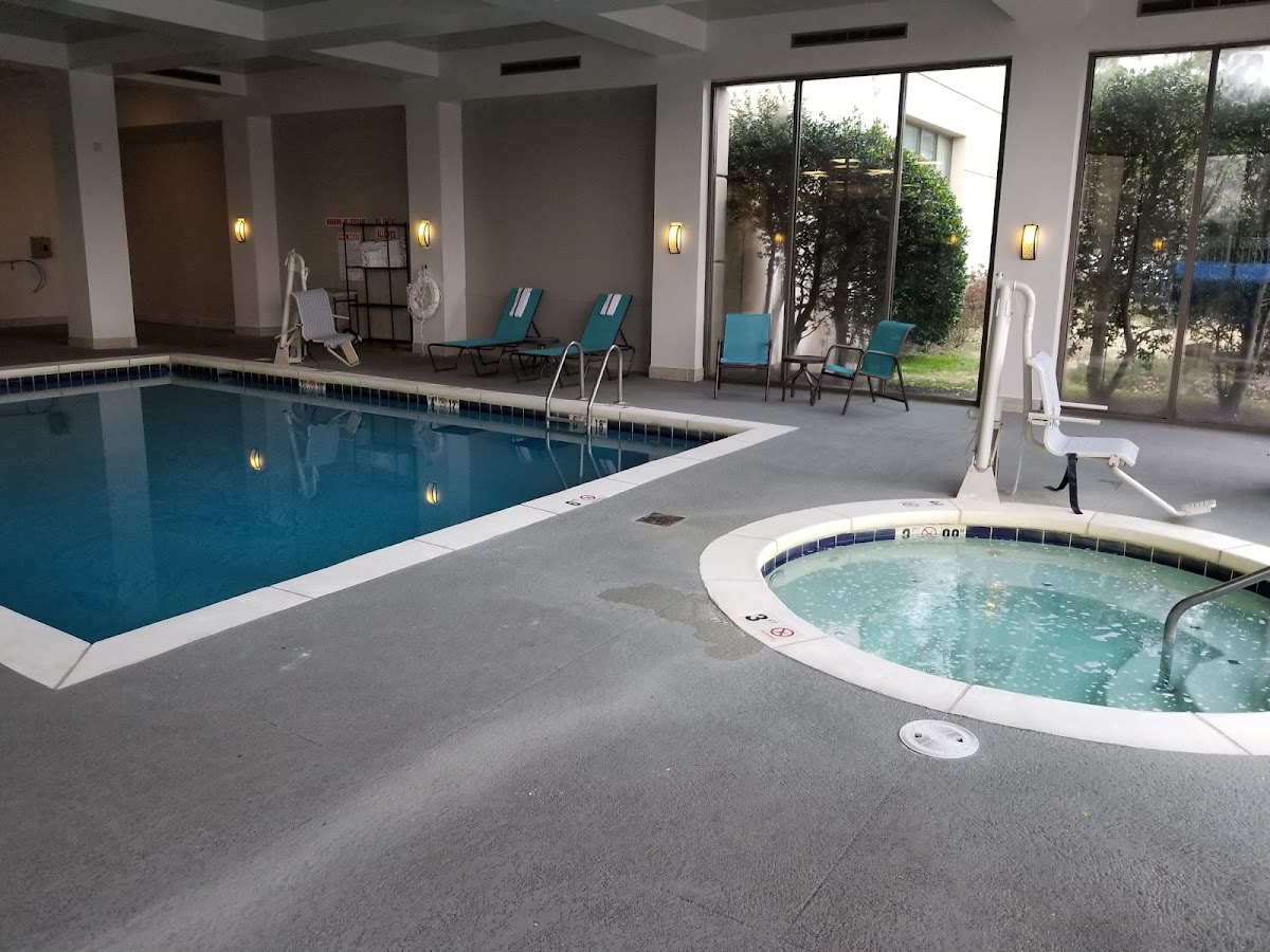Crowne Plaza Memphis East by IHG photo 3