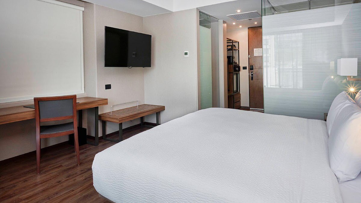 AC Hotel Santa Fe