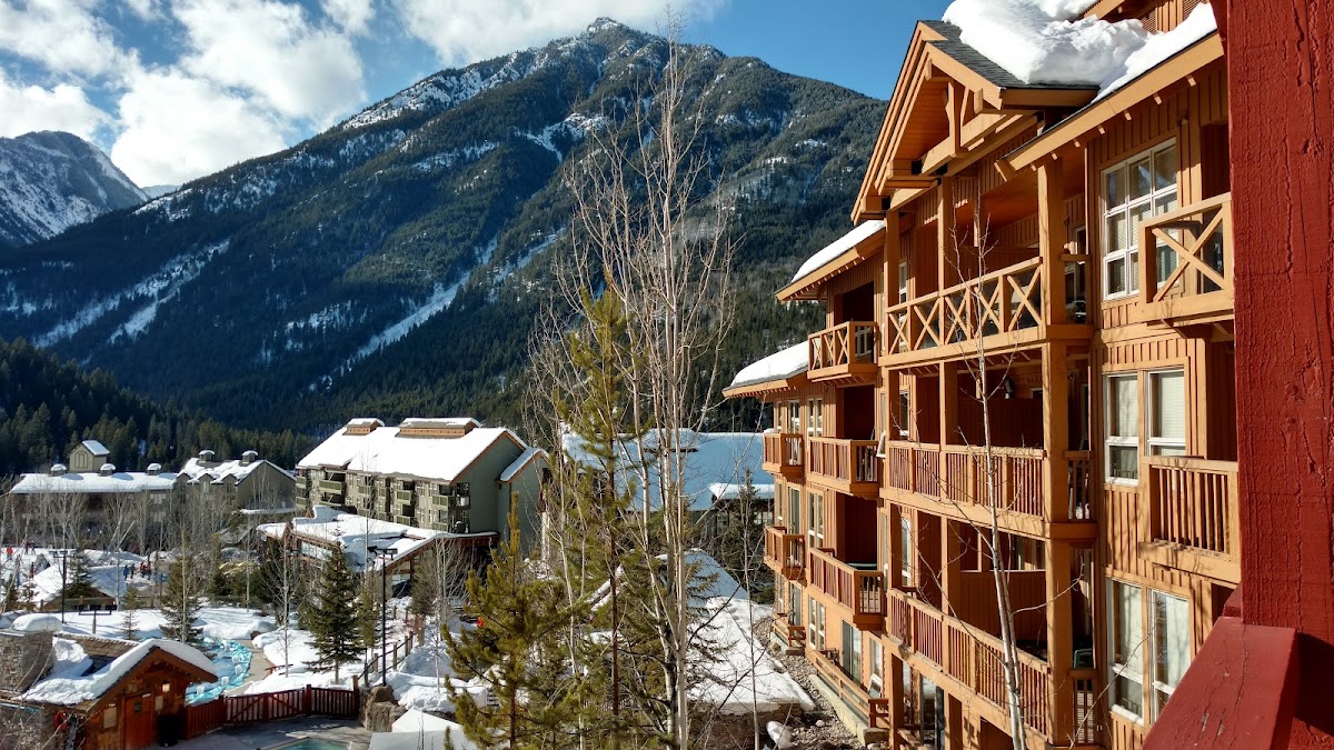 Tamarack Lodge