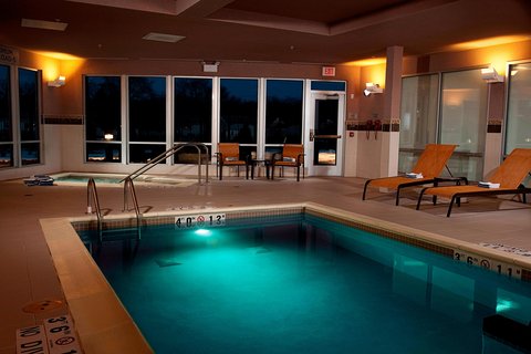 Courtyard by Marriott Milwaukee Airport photo 3
