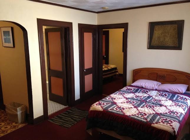 Lynwood Motel