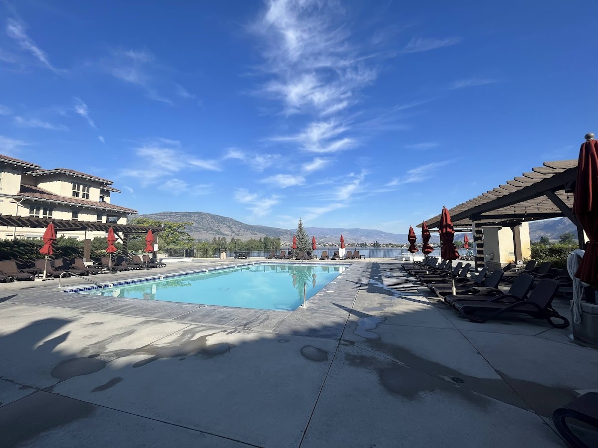 Walnut Beach Resort photo 3
