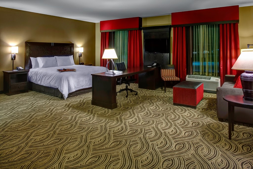 Hampton Inn & Suites I-35/Mulvane photo 2