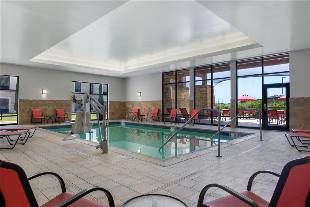Hampton Inn & Suites I-35/Mulvane photo 3