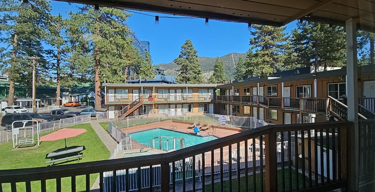 Alpine Inn & Spa photo 3