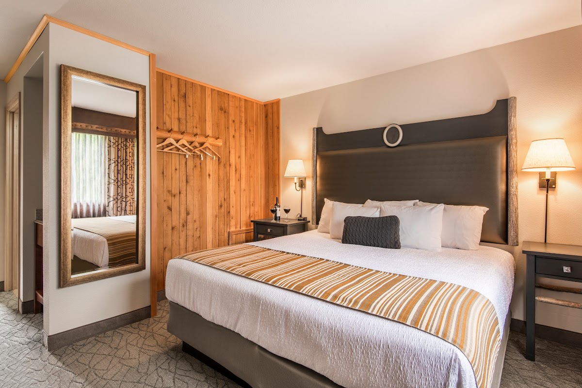 Holland America Denali Lodge photo 2