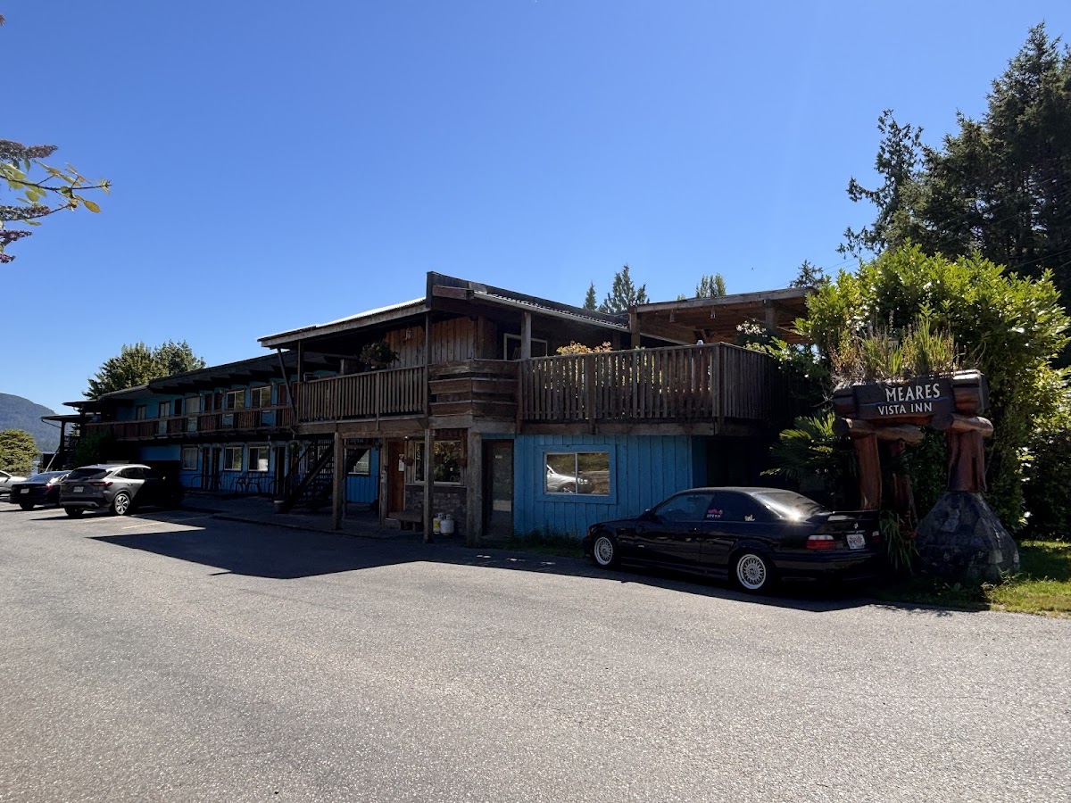 Meares Vista Inn