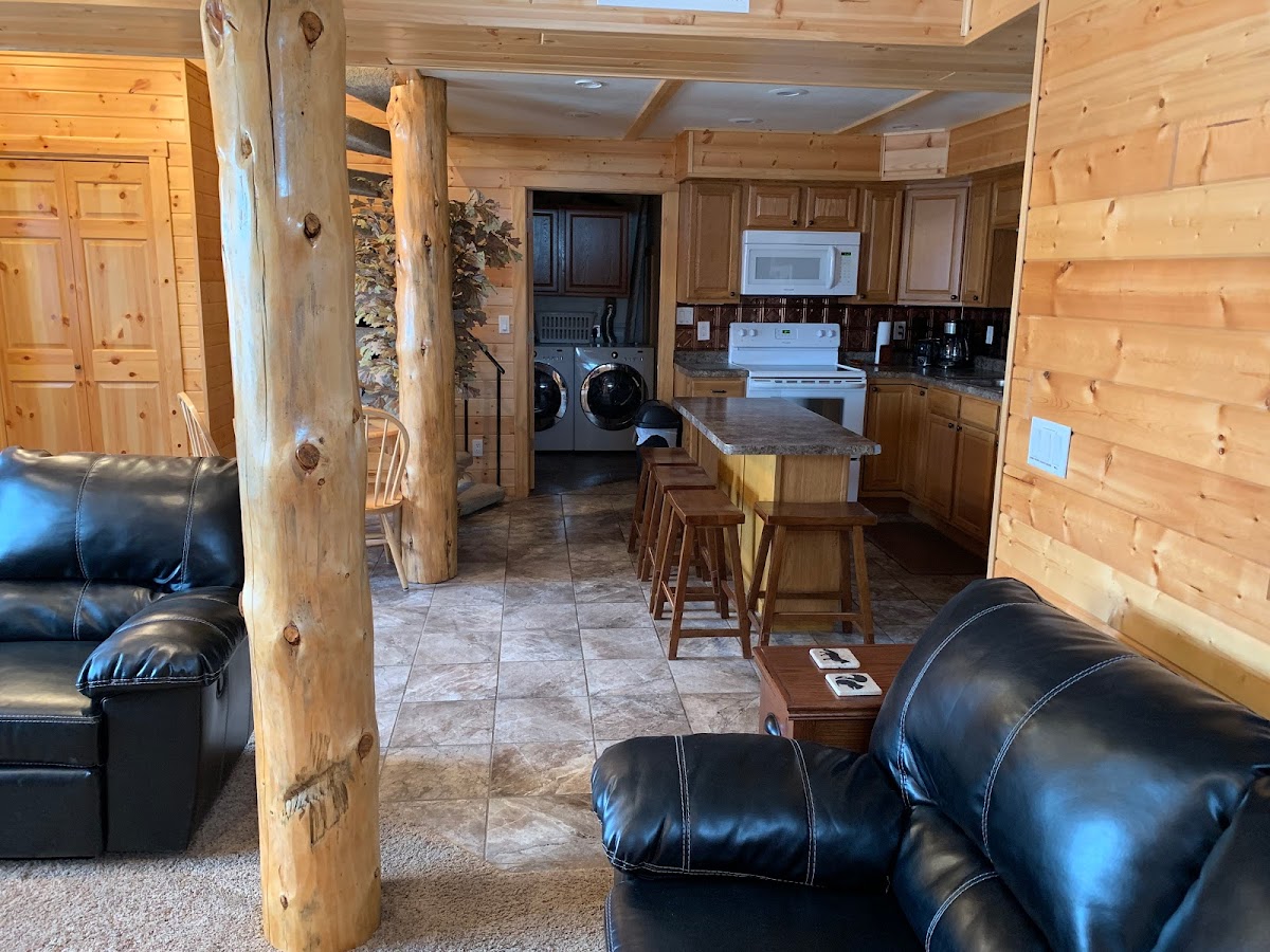 DJ's Resort & Rentals photo 2