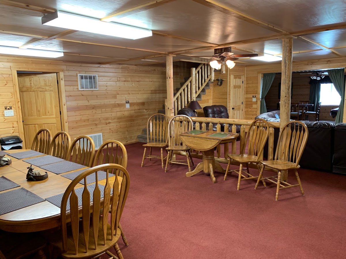 DJ's Resort & Rentals photo 3
