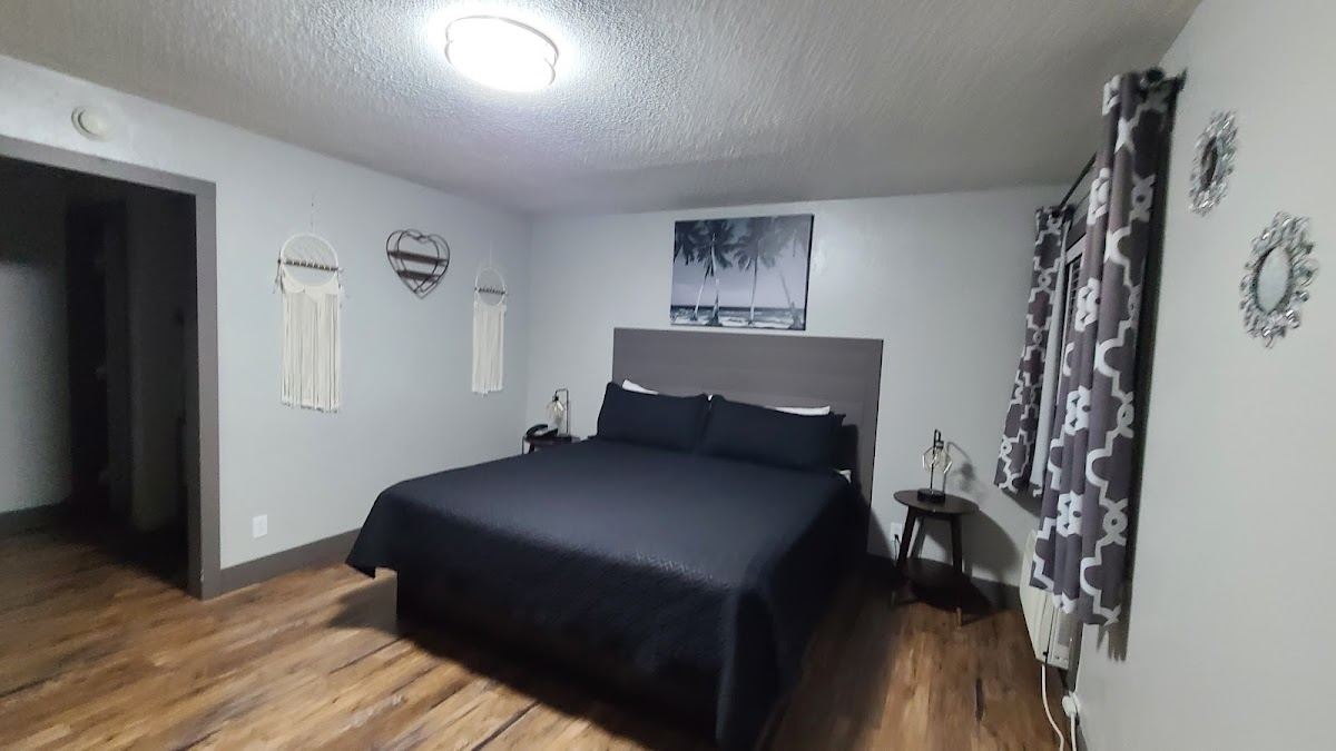 Lake Ridge Hotel
