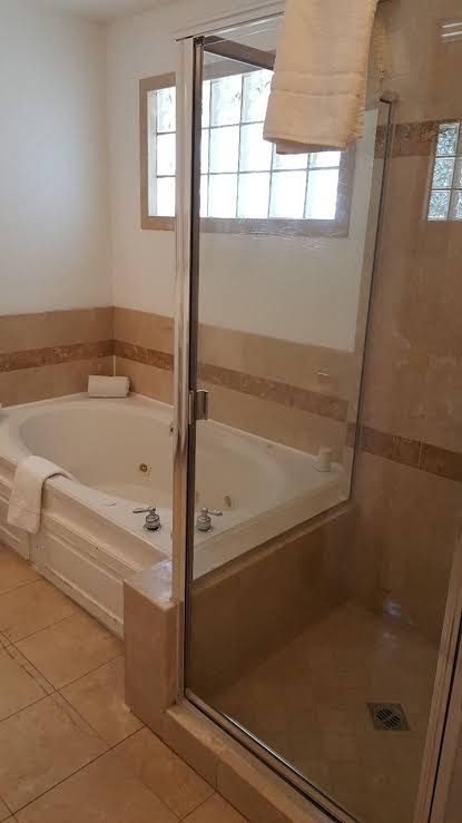 Lake Ridge Hotel photo 3