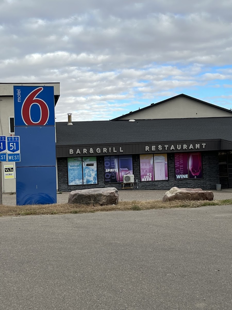 Motel 6 Kerrobert, SK