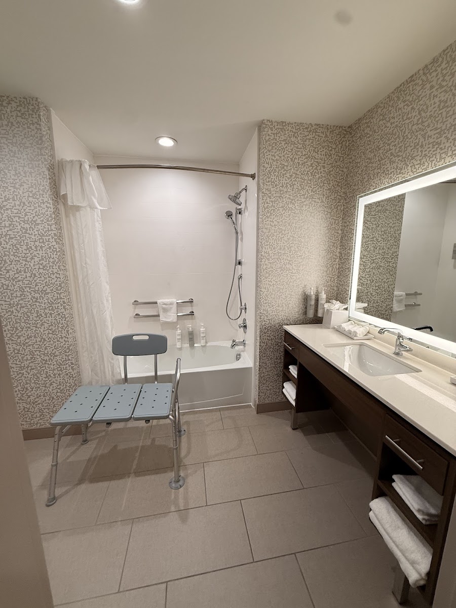 Home 2 Suites by Hilton / Lovefield / Medical District / Dallas TX photo 3
