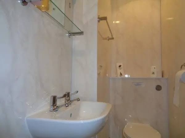 Charlesworth Hotel photo 3