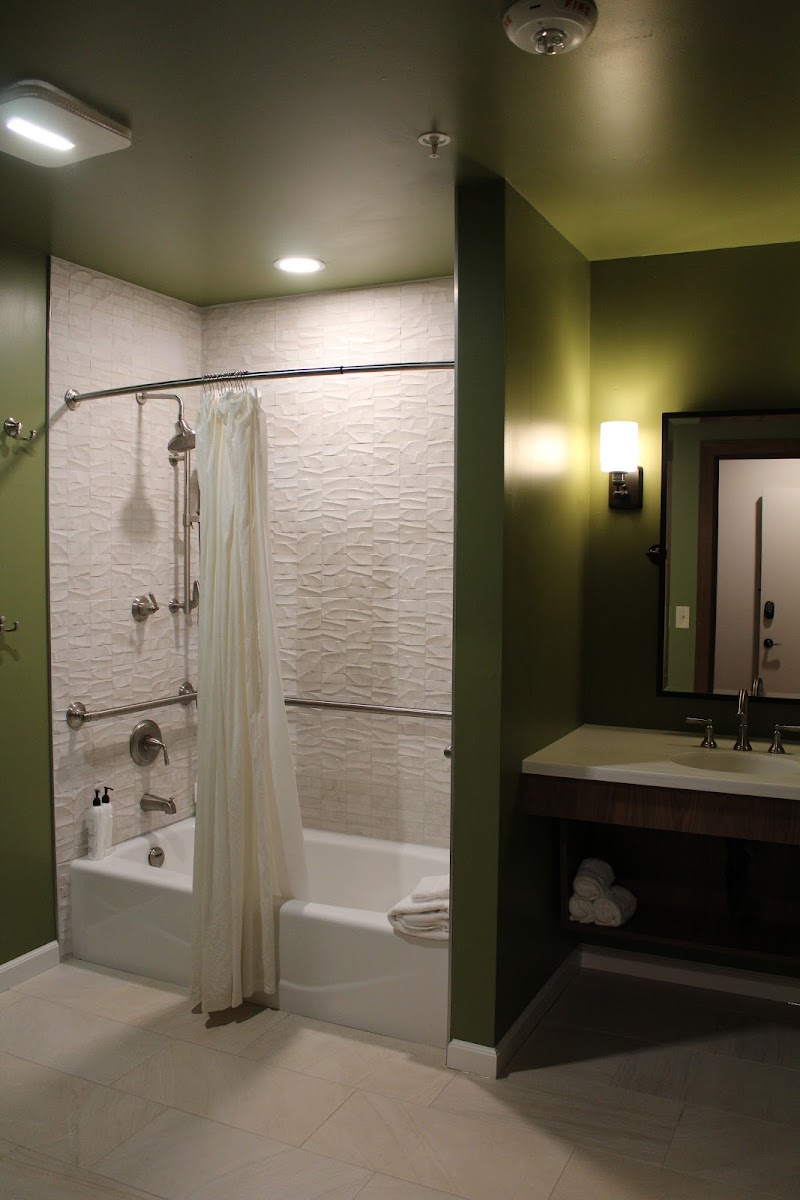 Powerhouse On Broadway -Suites & Social- photo 3