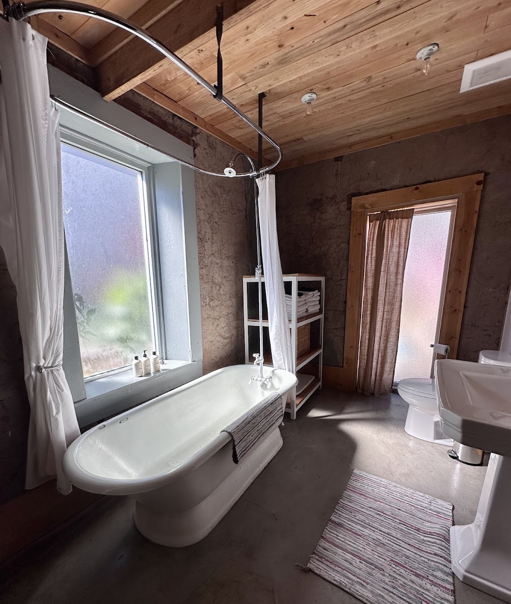 The Lincoln Marfa Hotel photo 3