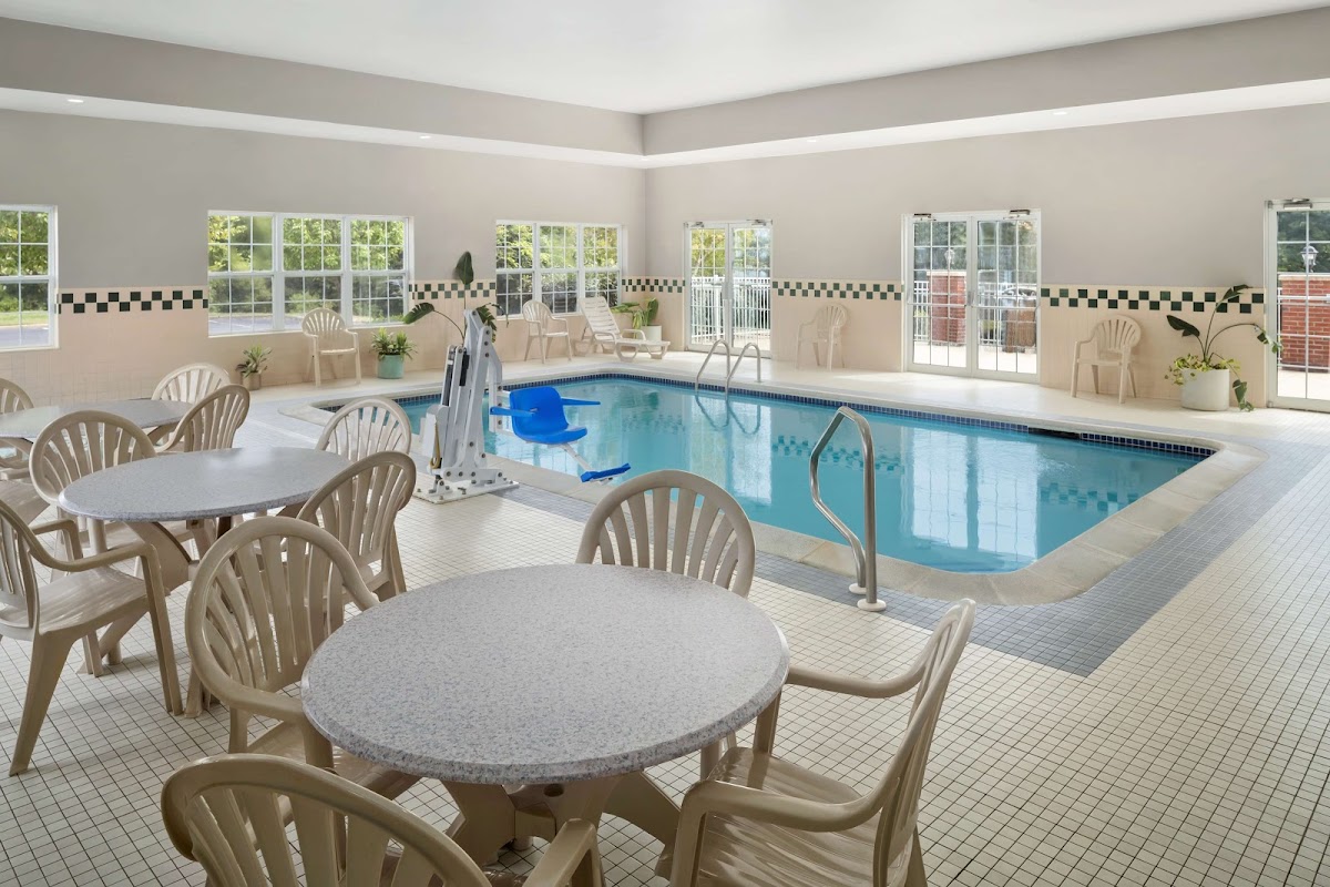Country Inn & Suites by Radisson, Louisville South, KY photo 3