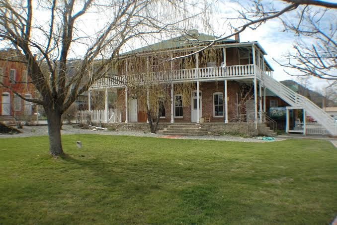 The Collier Hotel