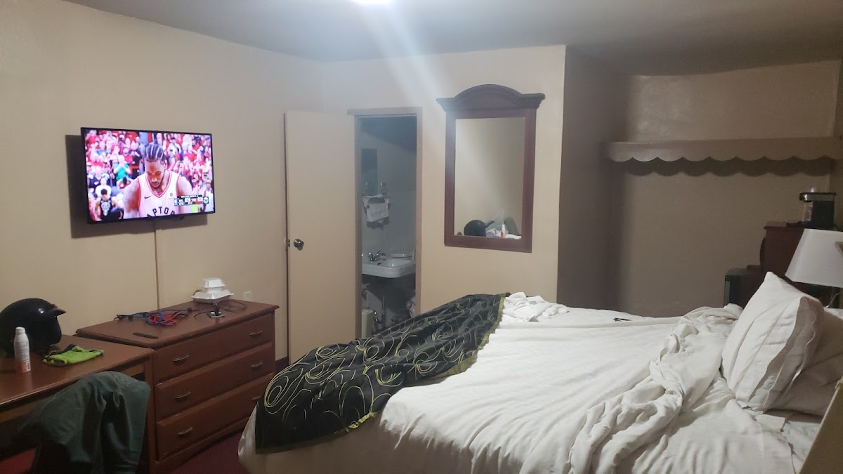 Shamrock Motel Hot Springs photo 2