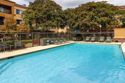 Courtyard by Marriott Atlanta Alpharetta photo 3
