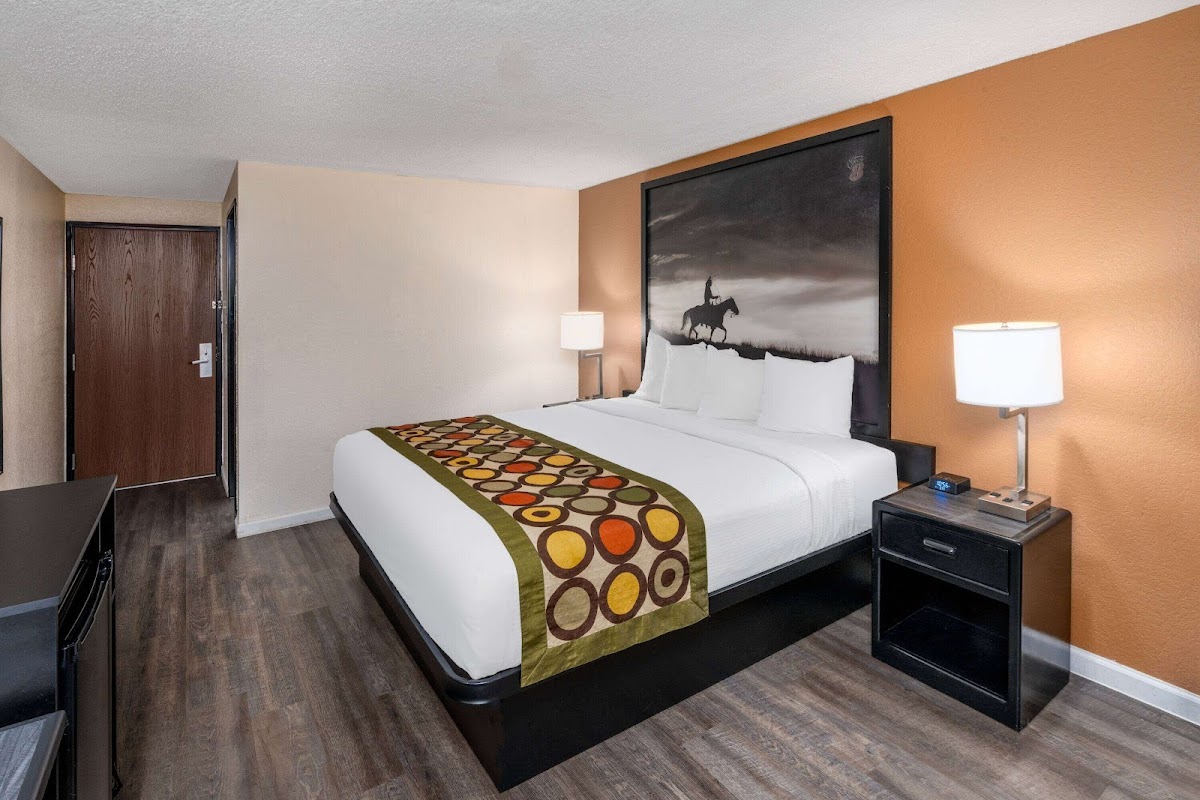 Super 8 by Wyndham Cheyenne WY photo 2