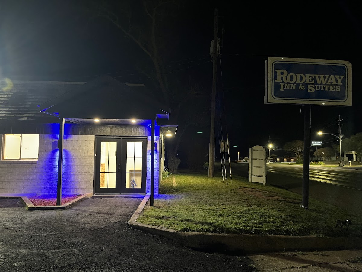 Rodeway Inn Mineola