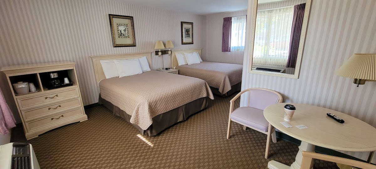 Parkside Inn Bridgeview photo 2