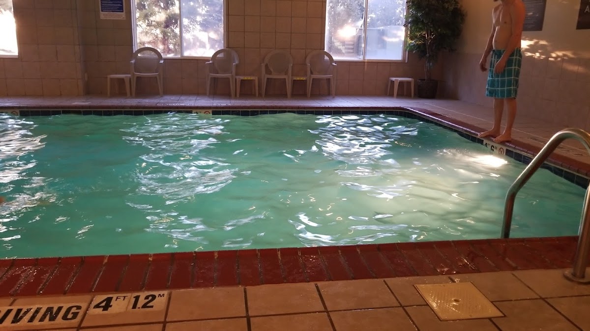 Comfort Suites Wixom - Novi photo 3