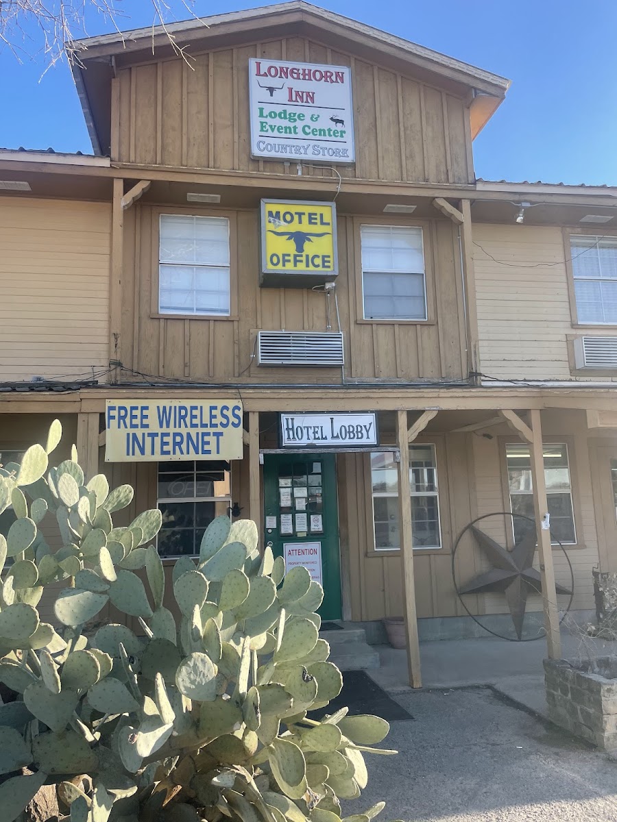 Longhorn Inn Motel photo 3