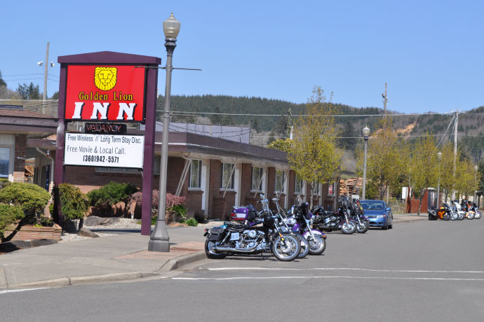 Golden Lion Inn photo 3
