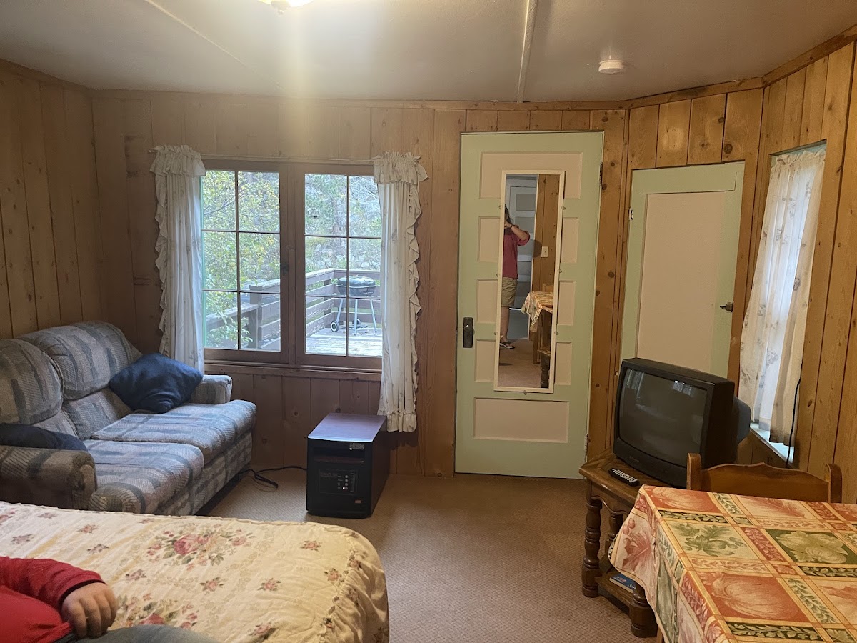 Loveland Heights Cottages photo 2