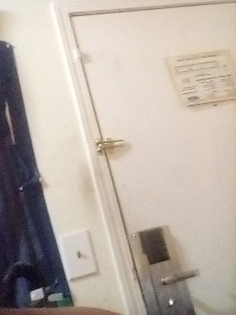 Bridgeway Inn& Suites