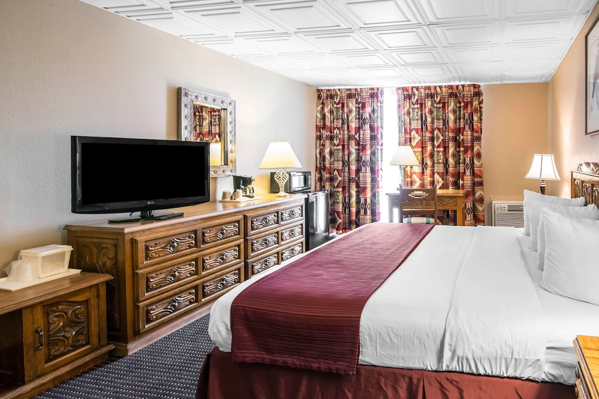 Quality Inn Taos photo 2