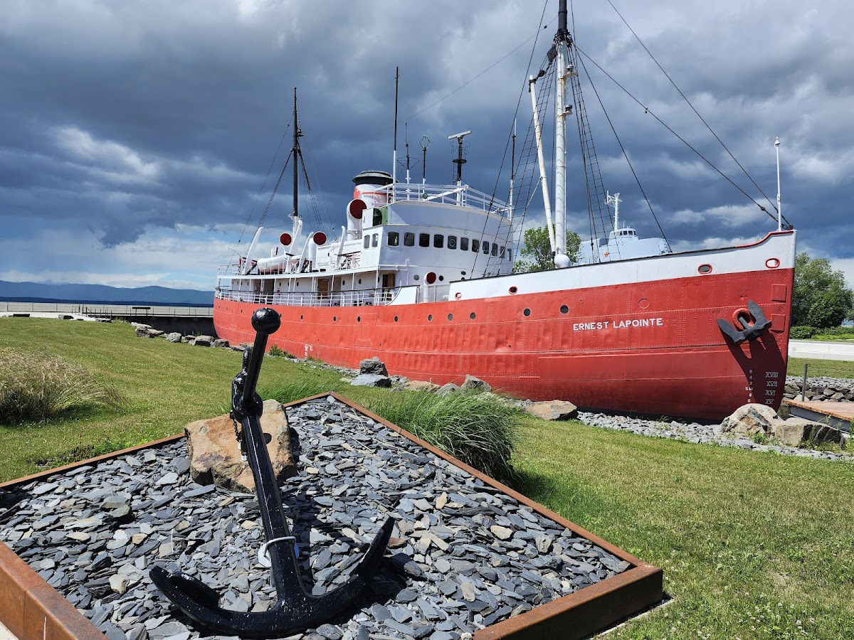 Musée maritime du Québec - Captain J. E. Bernier